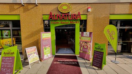 Eingang des Alnatura in Dresden, Bautzner Straße 