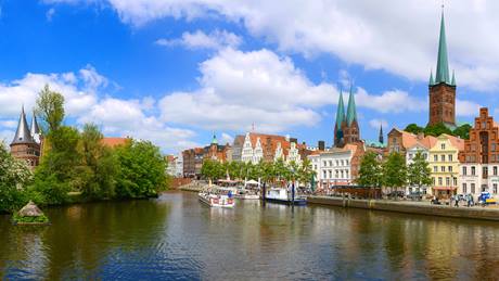 Alnatura Lübeck: Die Trave in Lübeck