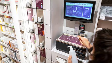 Unverpackt-Station für Drogerie-Artikel im Alnatura Markt