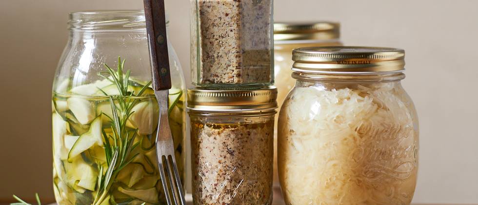 Lebensmittel haltbar machen: Sauerkraut, Zucchini, Pilze