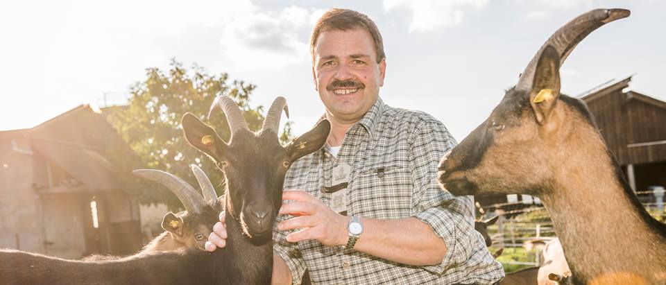 Alnatura Bio-Bauern Initiative Bauer Trumpfheller