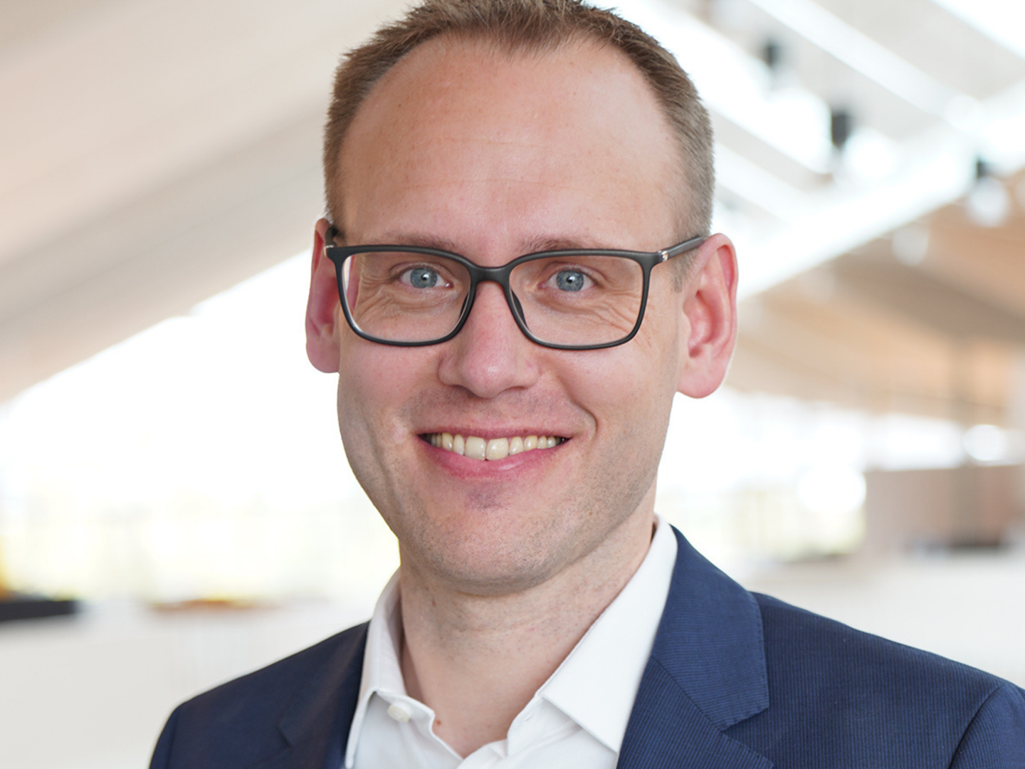 Simon L., Controlling Alnatura