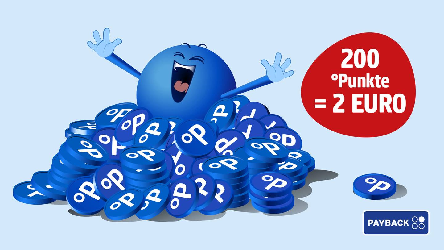 Das Bild zeigt einen fröhlichen, blauen, runden Charakter, der in einem Haufen blauer Münzen sitzt. Auf den Münzen ist das Payback-Logo (ein °P) abgebildet. Ein roter Kreis im Hintergrund gibt an, dass 200 Payback-Punkte 2 Euro wert sind. Das Bild vermittelt Freude und den Wert von Payback-Punkten.
