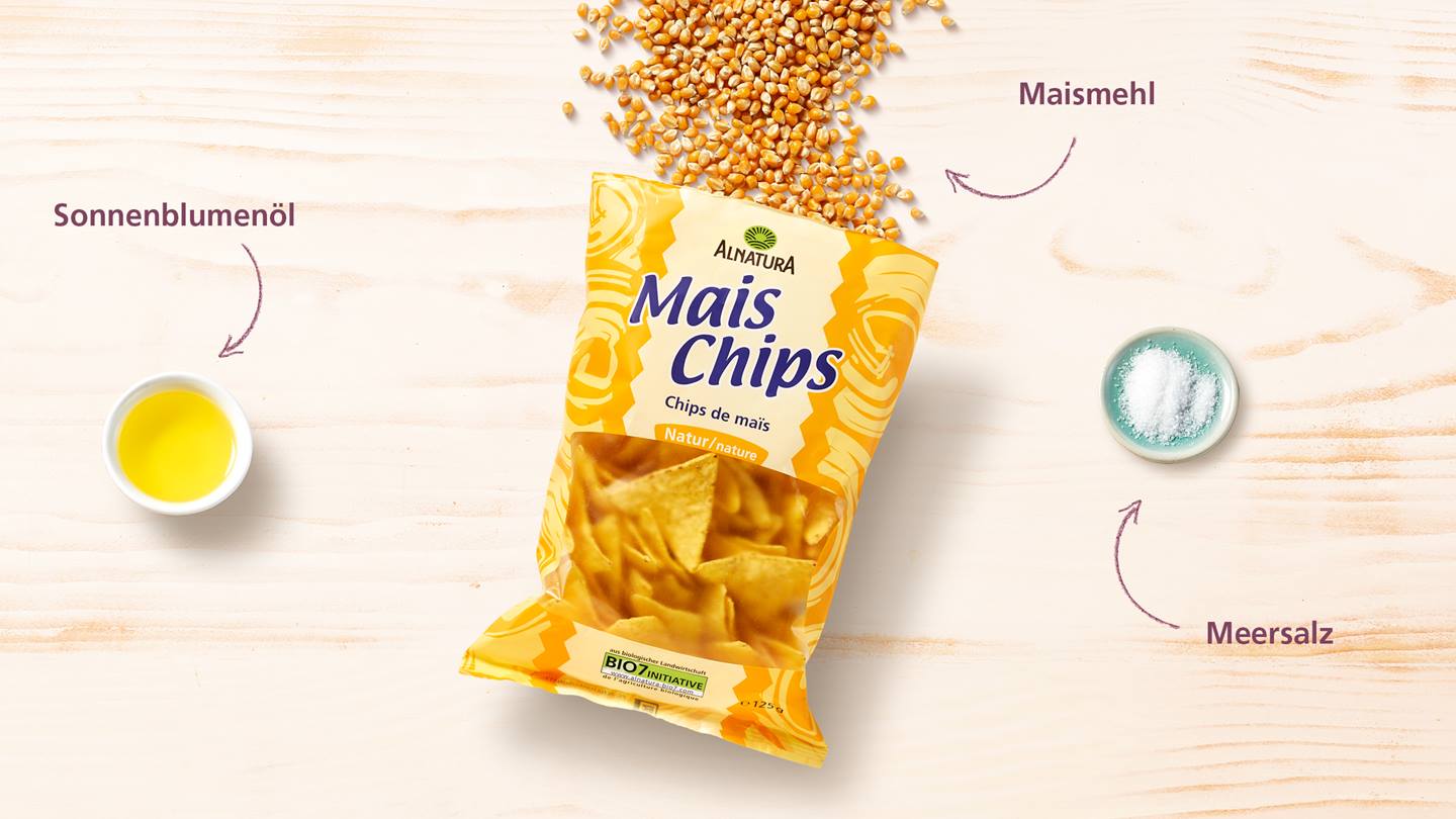 Alnatura Mais-Chips mit den drei Zutaten Maismehl, Sonnenblumenöl und Meersalz