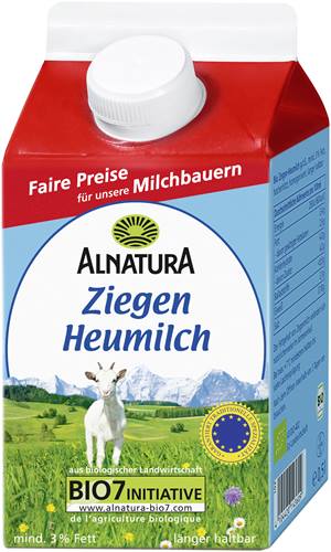 Frische Ziegenheumilch