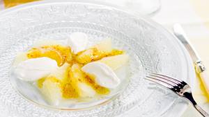Grapefruitfilets mit Ziegenkäsenocken