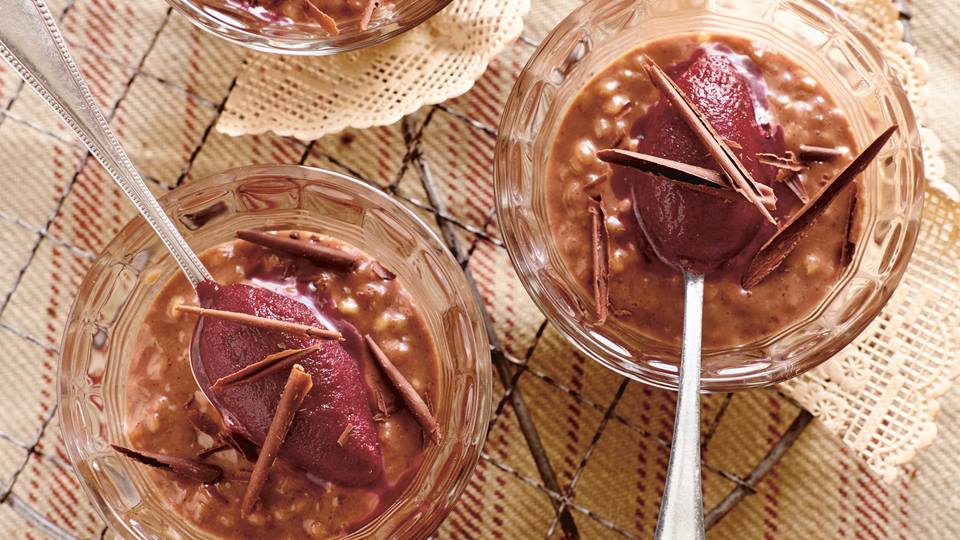 Schoko-Gewürz-Milchreis mit Chili-Pflaumen-Sorbet