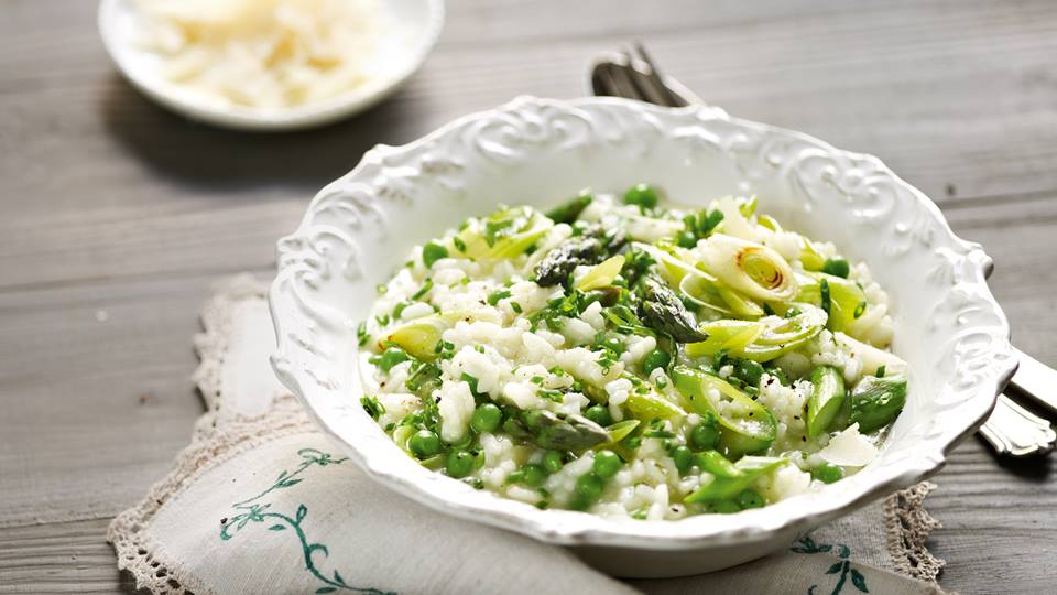 Frühlings-Risotto mit Spargel und Erbsen