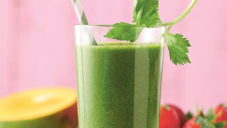 Grünkerl – unser Frühlingsbote (Erdbeer-Spinat-Smoothie)
