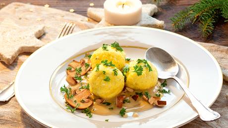 Polenta-Parmesan-Knödel