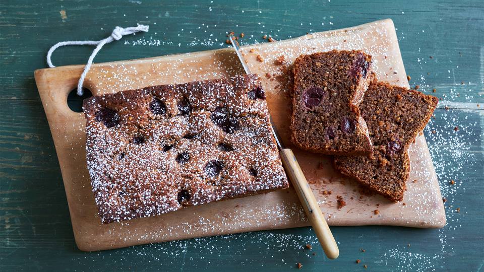 Kirsch-Nusskuchen