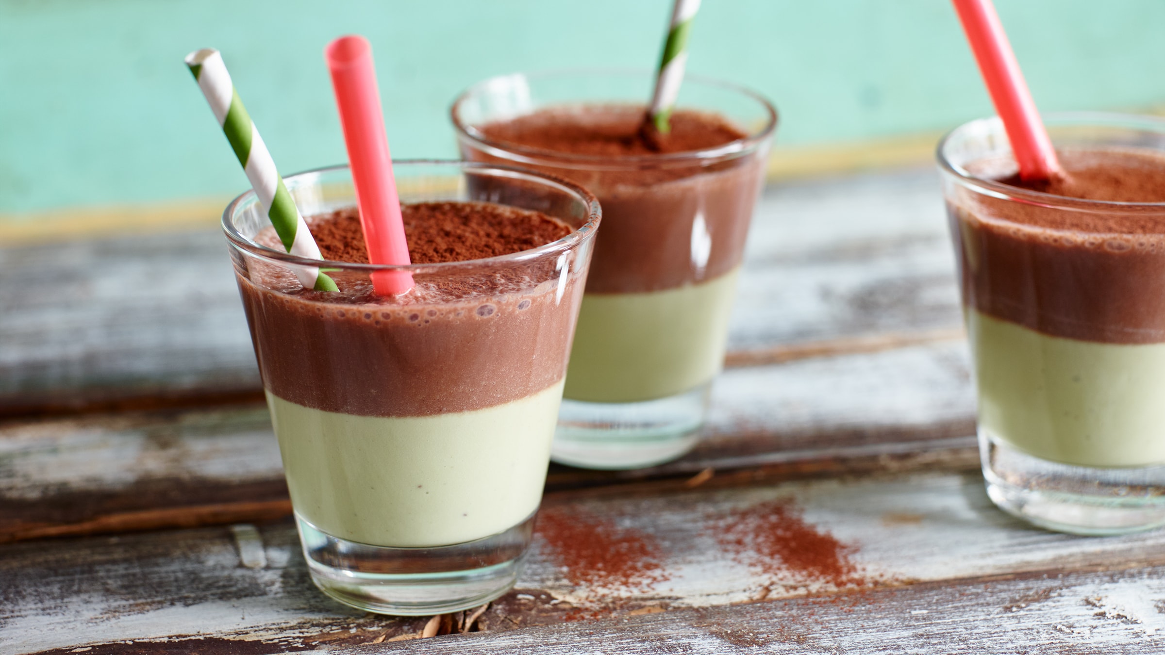 Avocado-Bananen-Schoko-Shake Rezept selbst machen | Alnatura