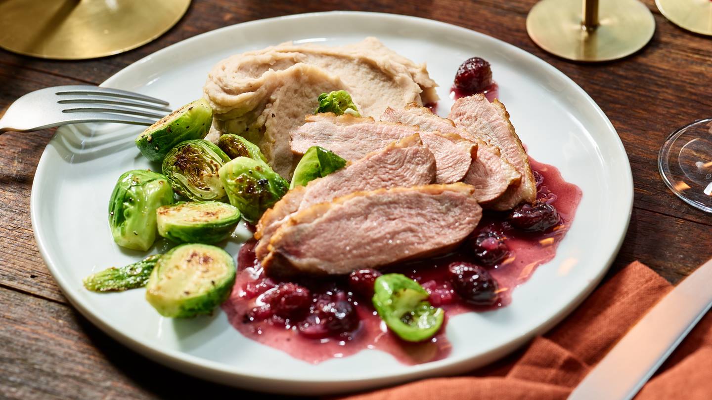 Gänsebrust mit Cranberry-Sauce