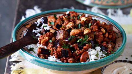 Orientalische Auberginen-Soja-Pfanne