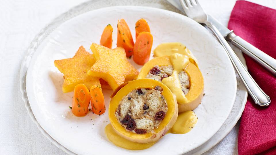 Gefüllter Butternut-Kürbis mit Zimtsauce