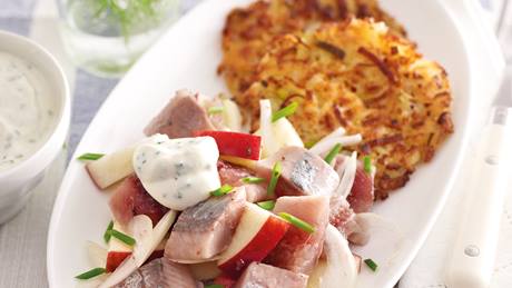 Kartoffelpuffer mit Matjessalat