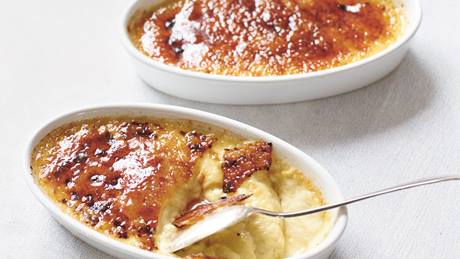 Ziegenkäse-Crème-brûlée mit Tannenhonig