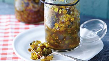 Gewürzgurken-Relish