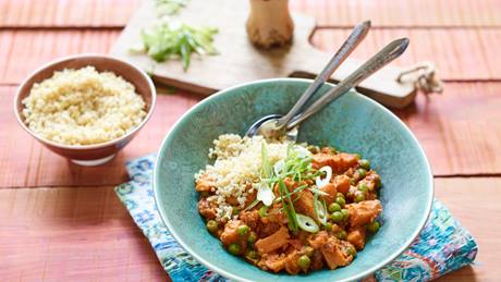 Indisches Süßkartoffel-Erbsen-Curry