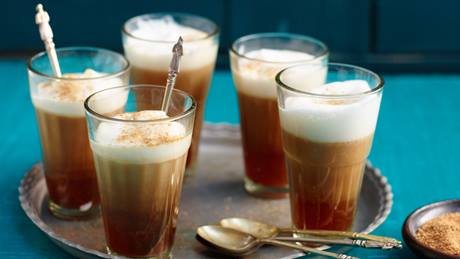 Süßer Cashew-Chai