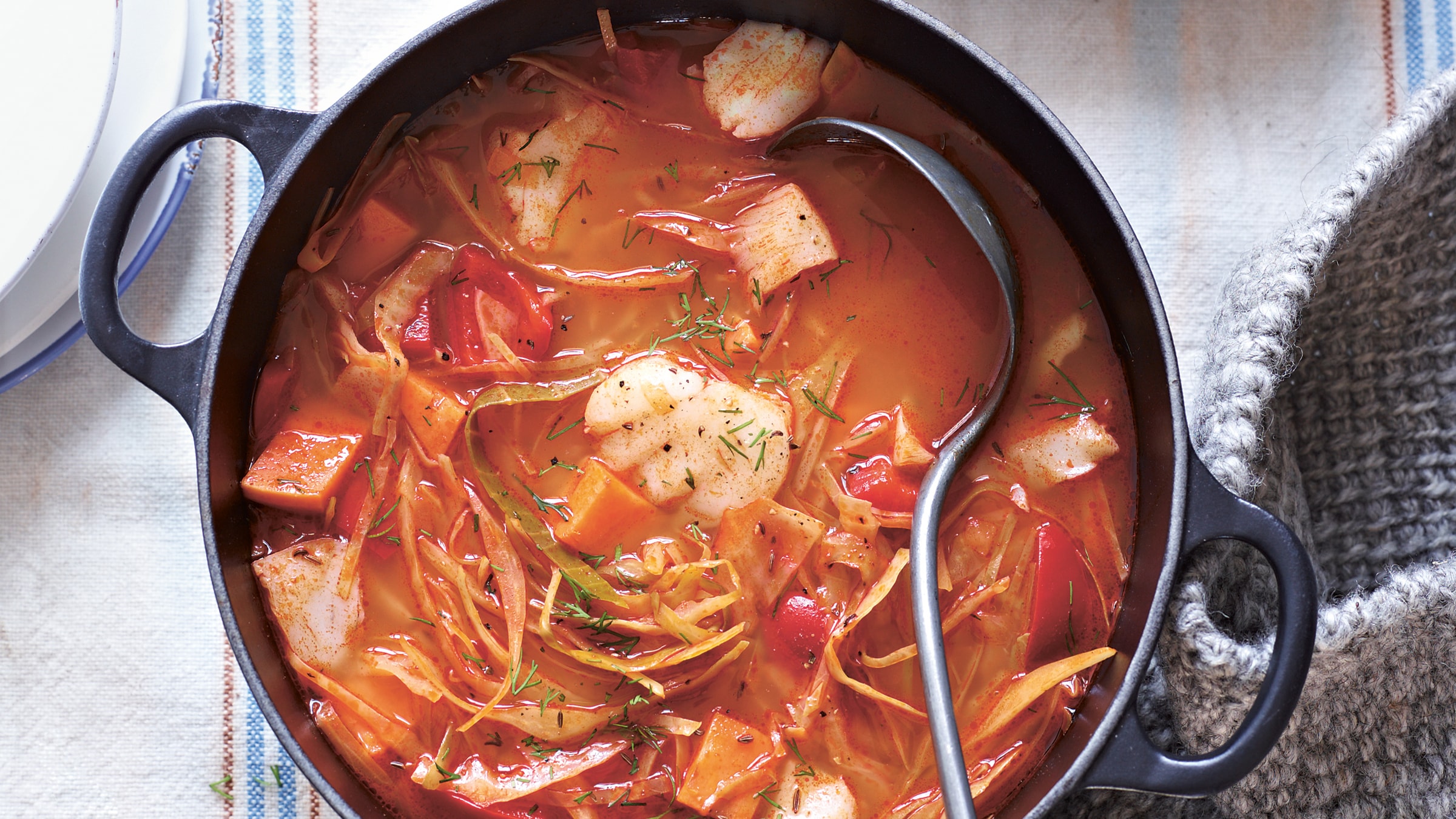 Weißkohl-Fischeintopf Rezept selbst machen | Alnatura