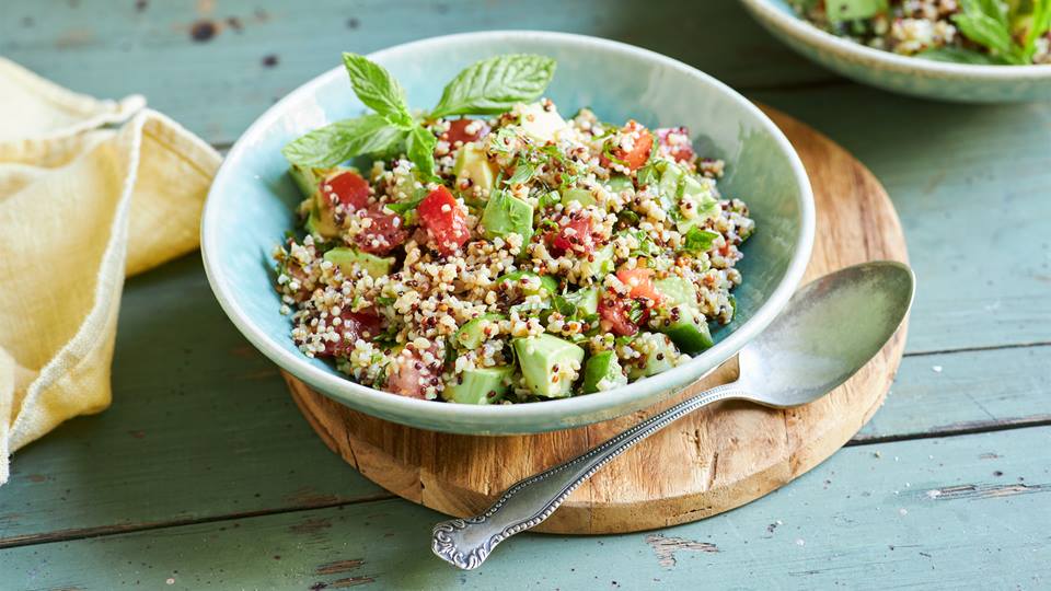 Frischer Quinoa-Bulgur-Salat