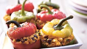 Gefüllte Hirse-Paprika mit Kräutersauce