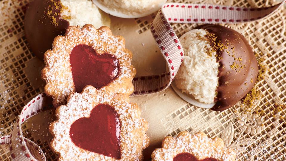 Spitzbuben mit Erdbeerfüllung