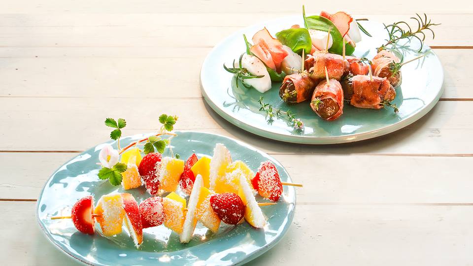 Frucht-Kokos-Spieße