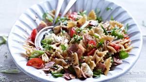 Farfalle-Schinken-Salat