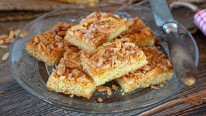 Alnatura Rezept: Bienenstich