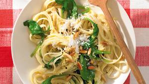 Linguine mit Zitronenpesto