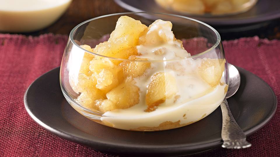 Apfelkompott mit Vanillesoße
