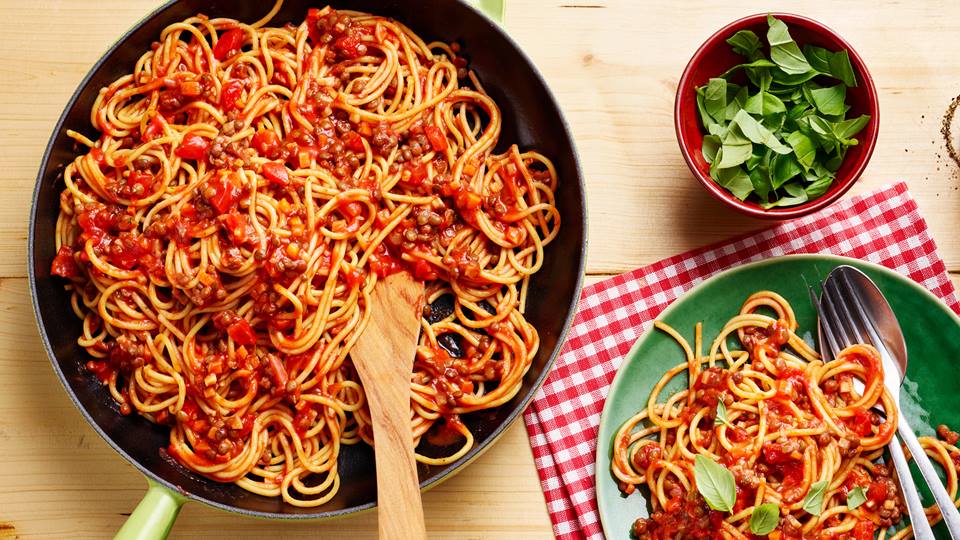 Spaghetti mit Linsen-Bolognese