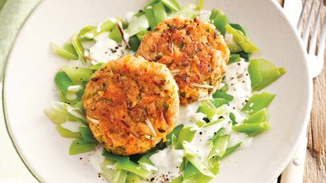 Haferbratlinge mit Lauchgemüse