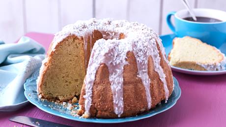 Kokos-Mandel-Gugelhupf