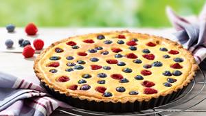 Sommerliche Käsekuchentarte mit Beeren