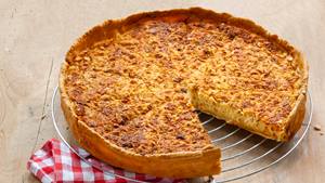 Zwiebelkuchen mit Quark-Teig