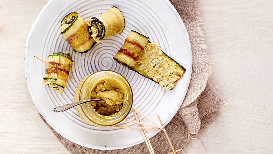 Gerollte Zucchini-Sticks