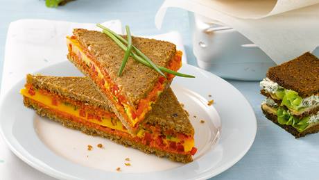 Omelett-Brot mit Paprika