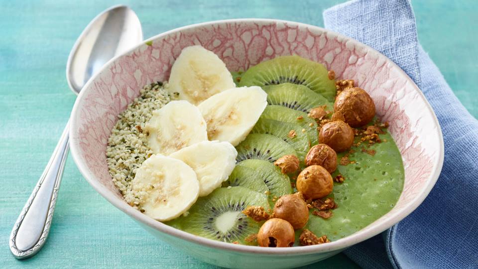 Frühstücks-Smoothie-Bowl