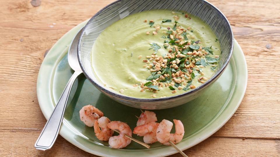 Brokkoli-Haselnuss-Suppe