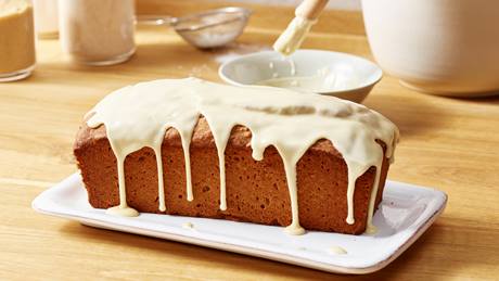 Erdmandelkuchen mit Orangen-Zuckerguss