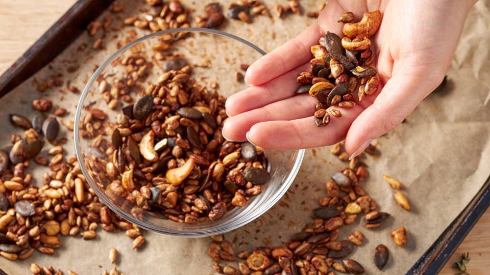 Würziger Protein-Knabbermix