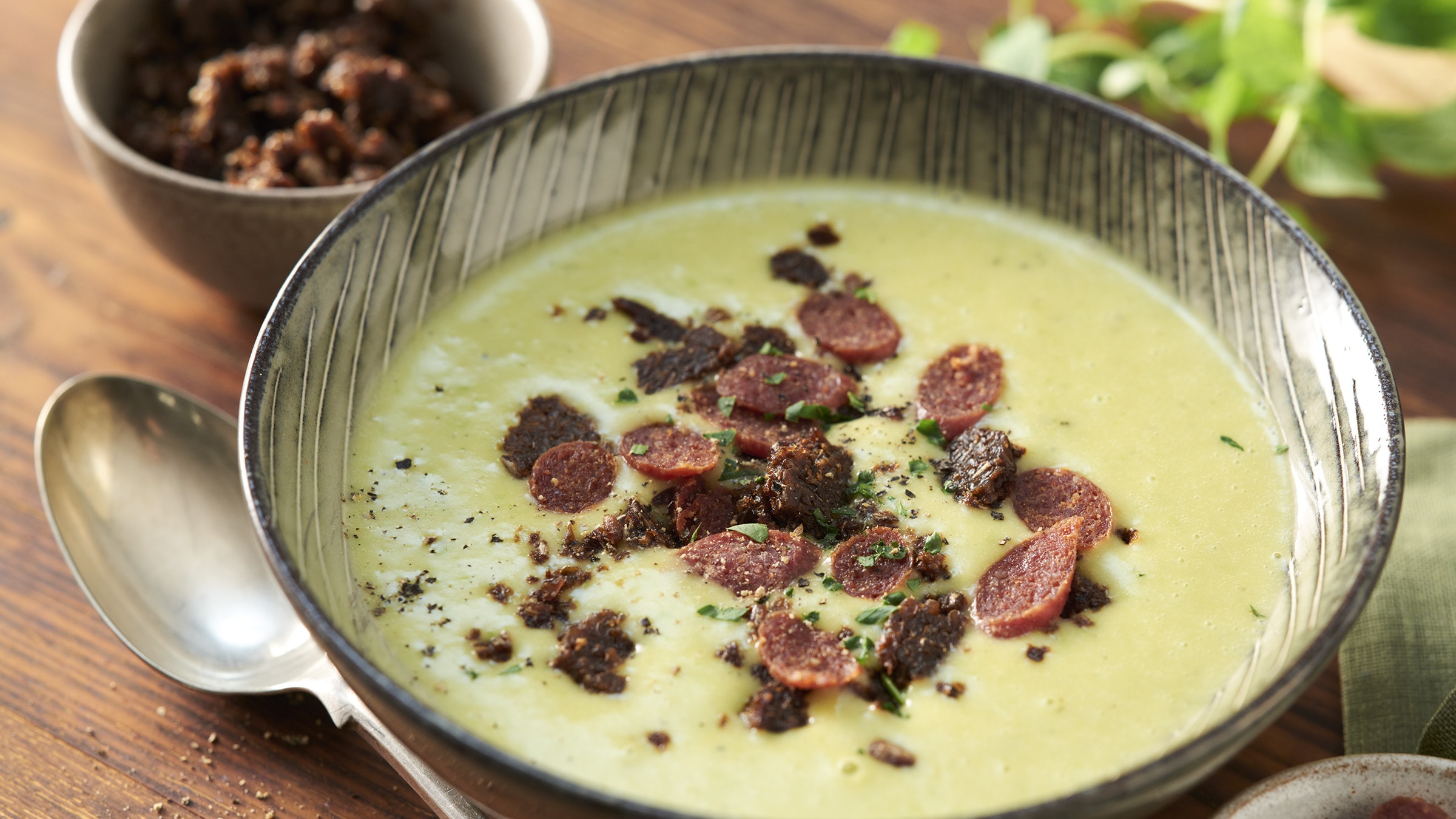 Kartoffel-Erbsen-Suppe Rezept selbst machen | Alnatura