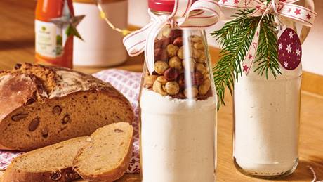 Nussbrot aus der Flasche – ohne Kneten