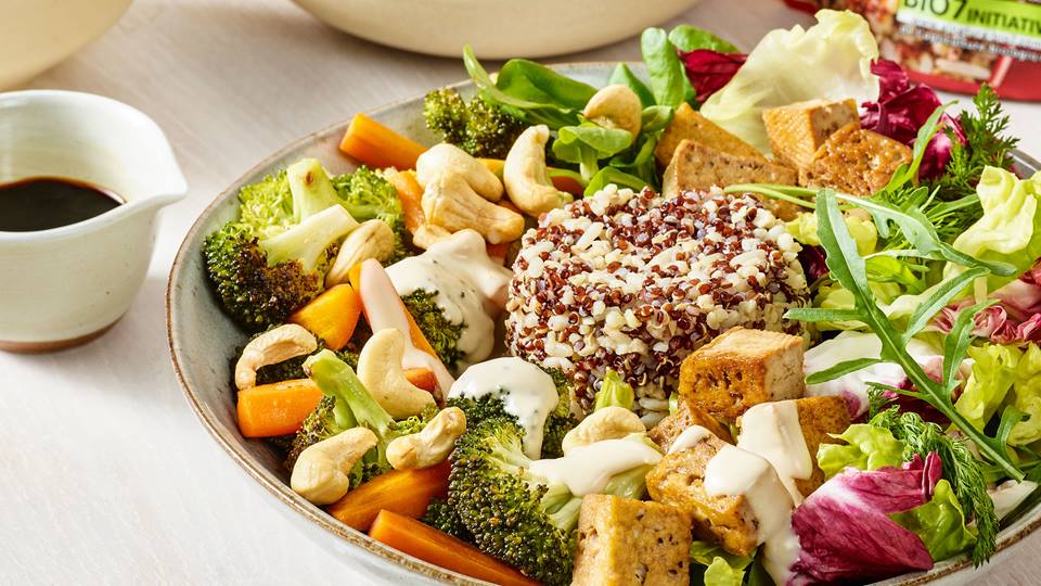 Bunte Getreide-Bowl