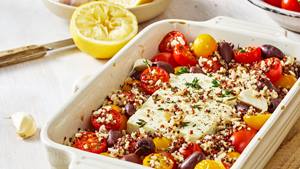Gebackener Feta mit Tomaten und körniger Mischung