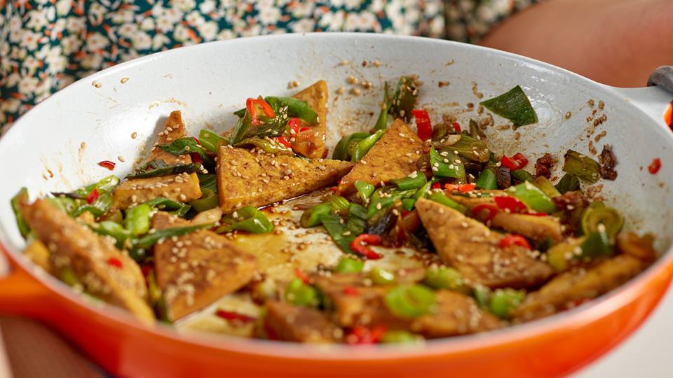 Honigglasierte Tofu-Ecken