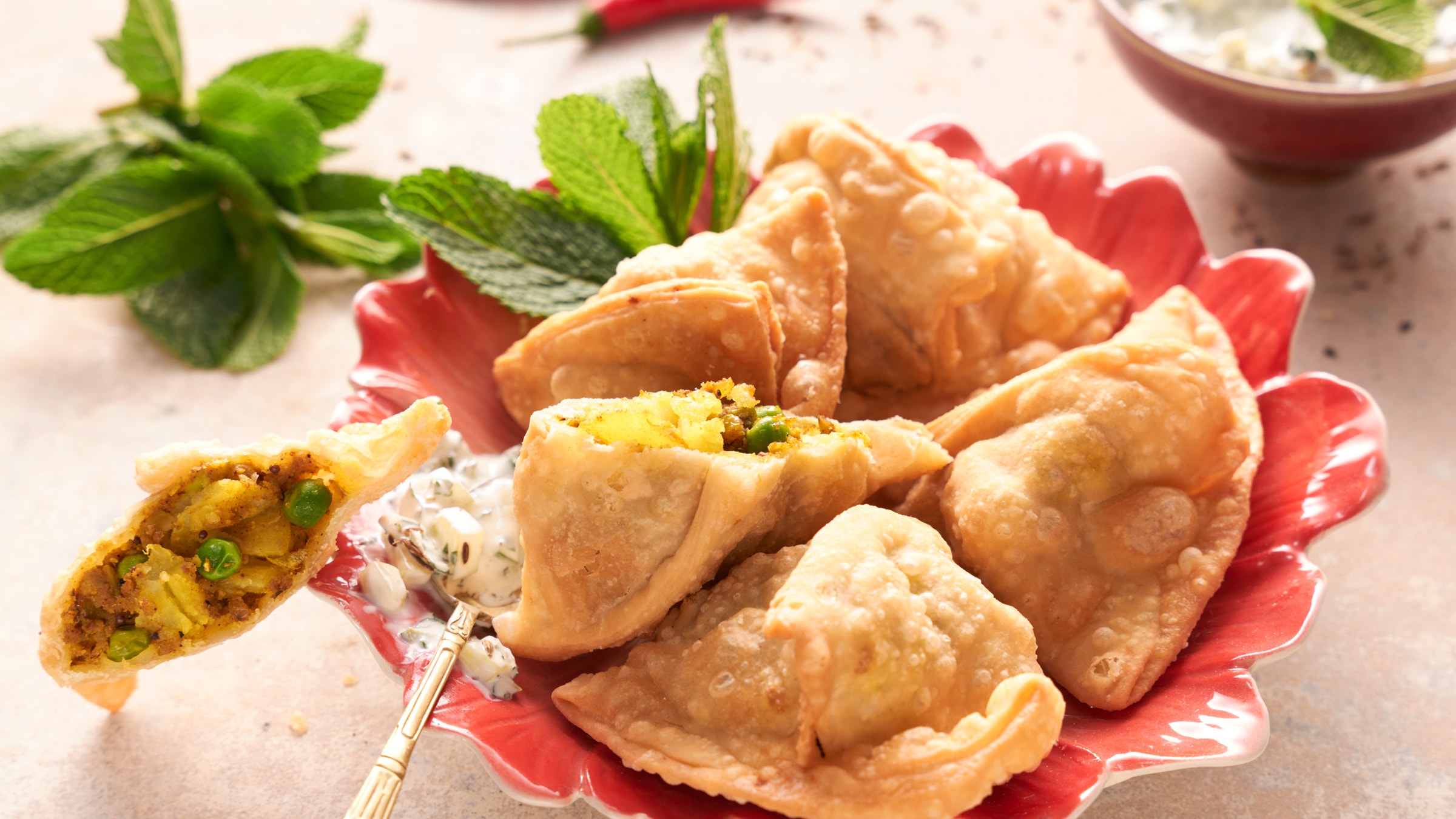 Samosas – indische Teigtaschen Rezept selbst machen | Alnatura